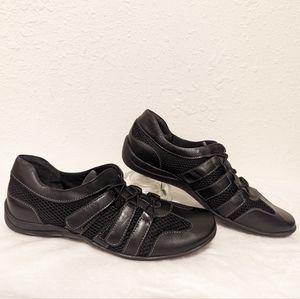 Walking Cradles Audio Women's Black Slip-on Leather Comfort Sneakers